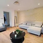Spacieuse Maison Elegante Pour 8 Personnes A *
