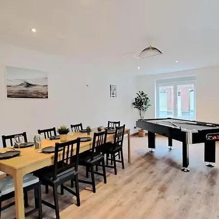 Spacieuse Maison Elegante Pour 8 Personnes A Holiday home *